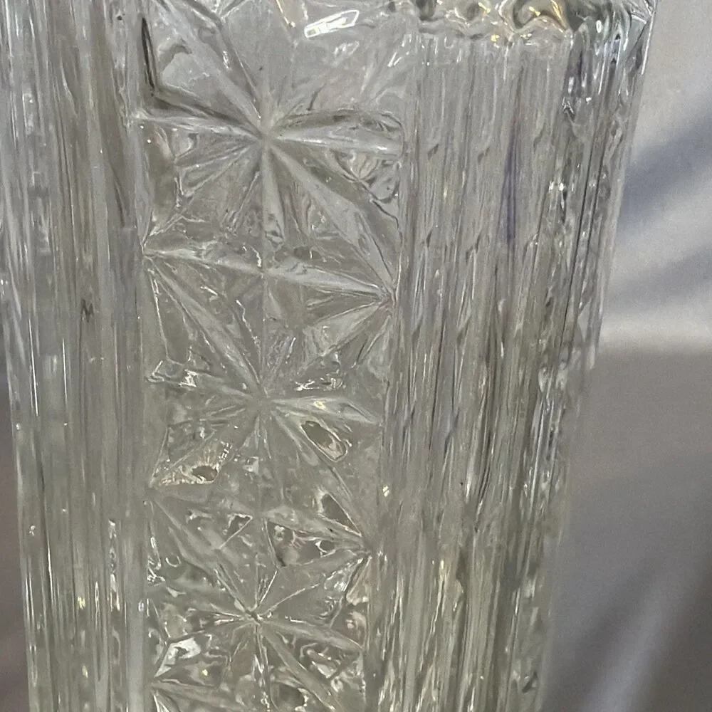 Vintage Glass Liquor Decanter Square Starburst Pattern w Stopper 9”